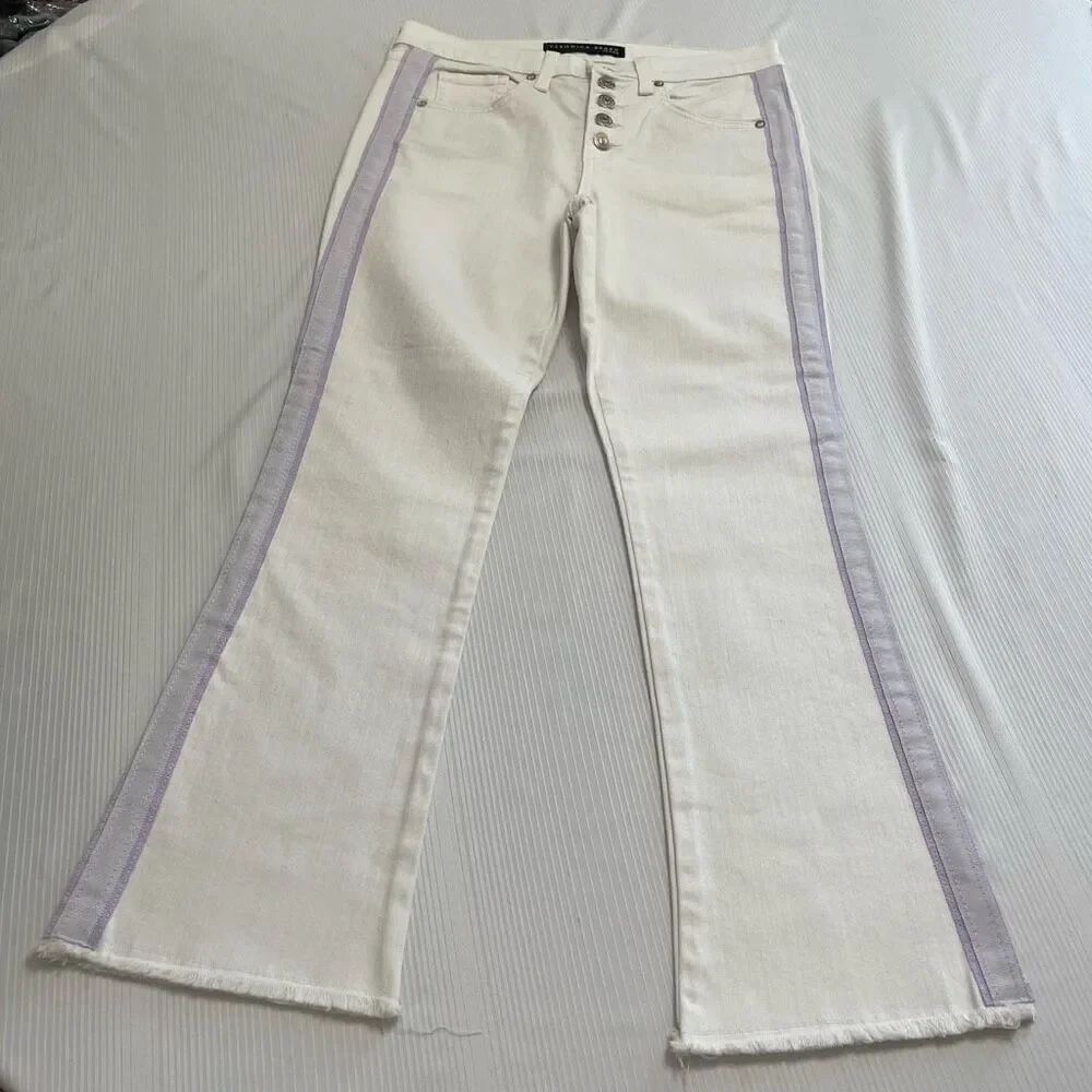 Veronica Beard Carolyn 10” Baby Boot White Denim Jeans Size 26